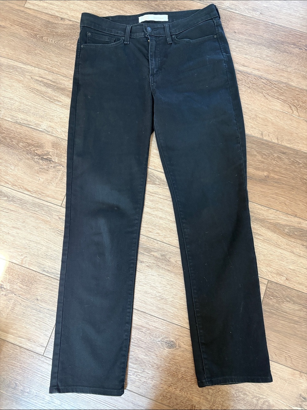 Classic Black Straight-Leg Shaping Women’s Jeans Black Denim